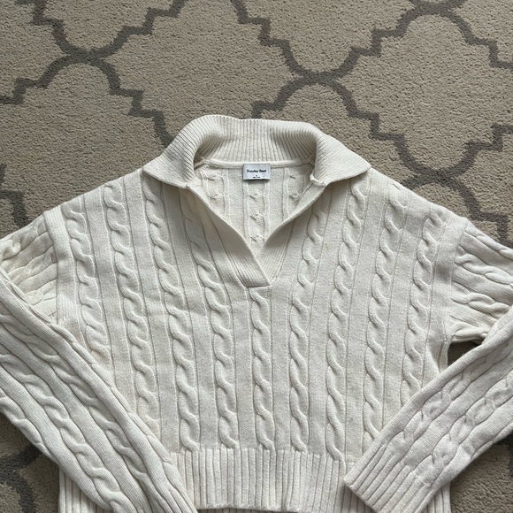 Aritzia knit sweater - Picture 2 of 6